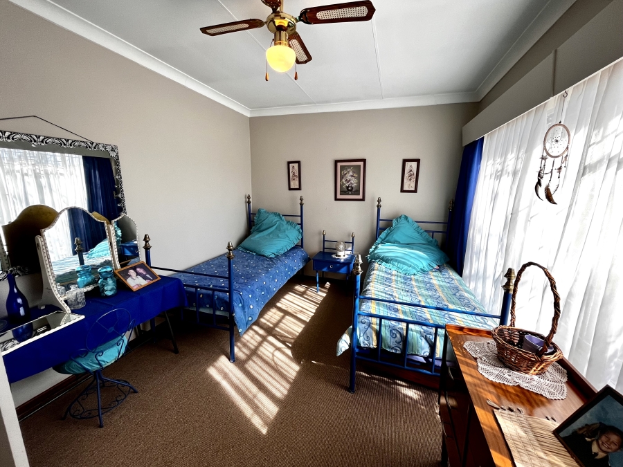 4 Bedroom Property for Sale in Baillie Park North West
